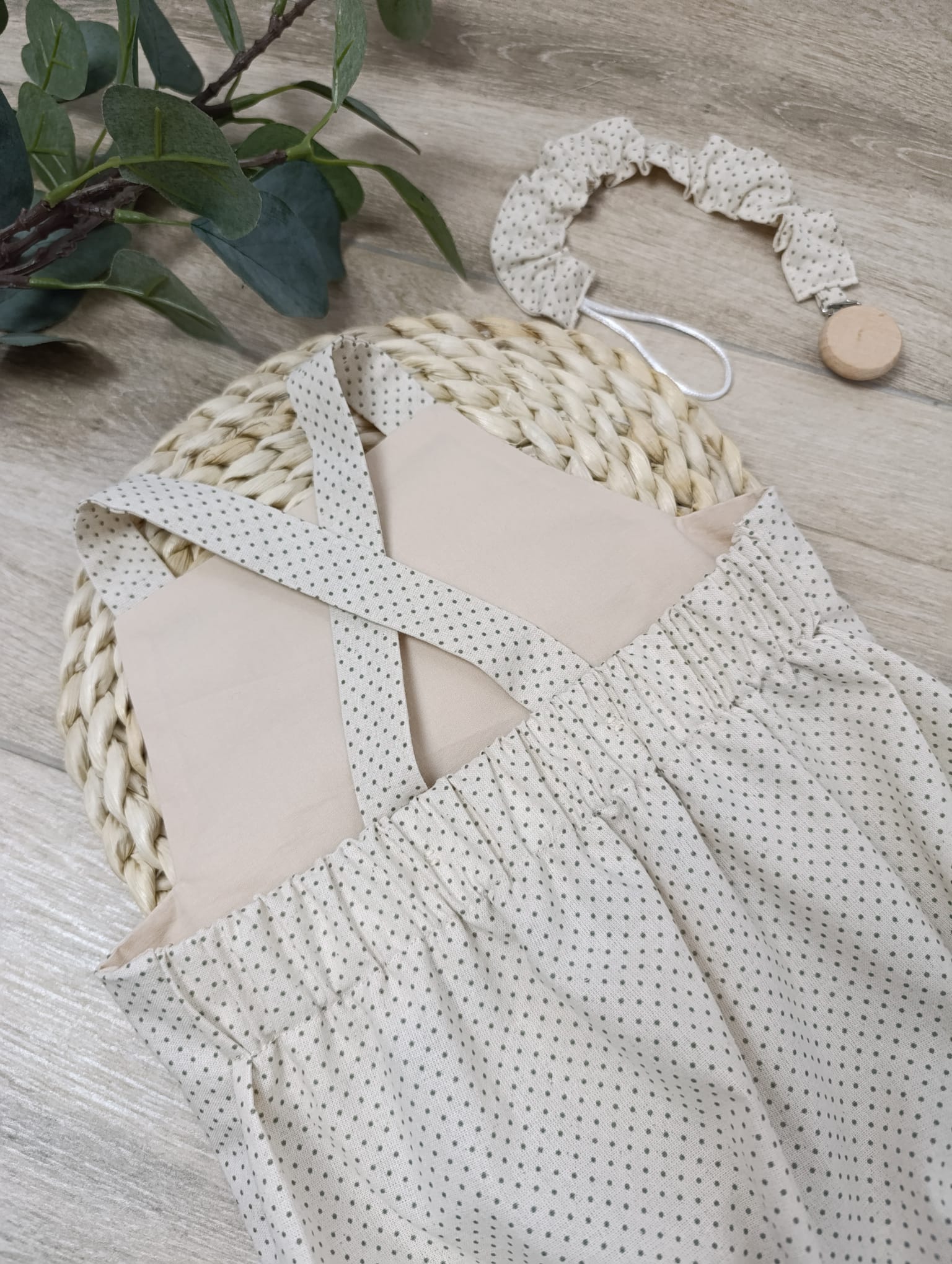 Pelele cruzado bebe - Imagen 4