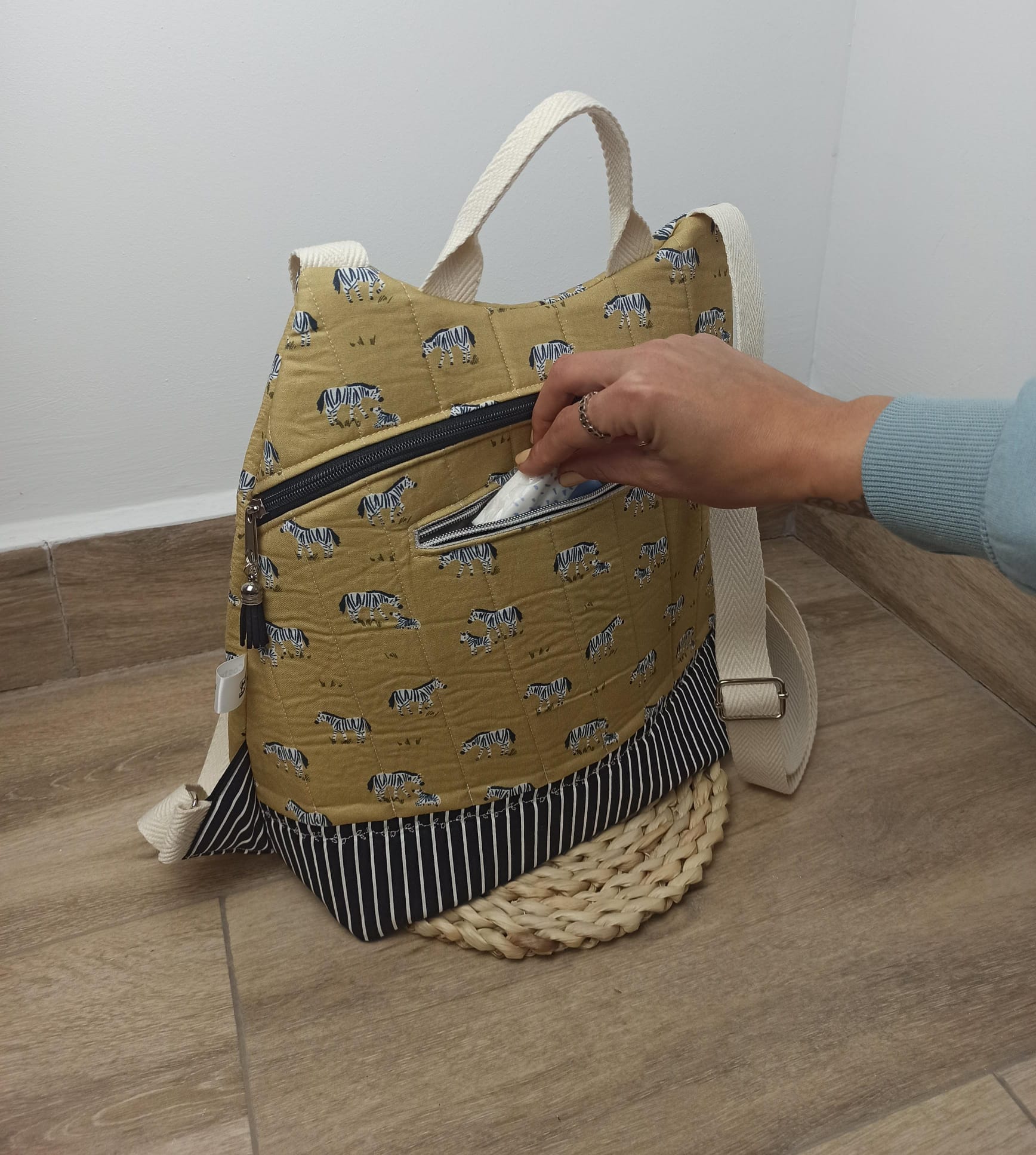 mochila cebra 🦓 - Imagen 3