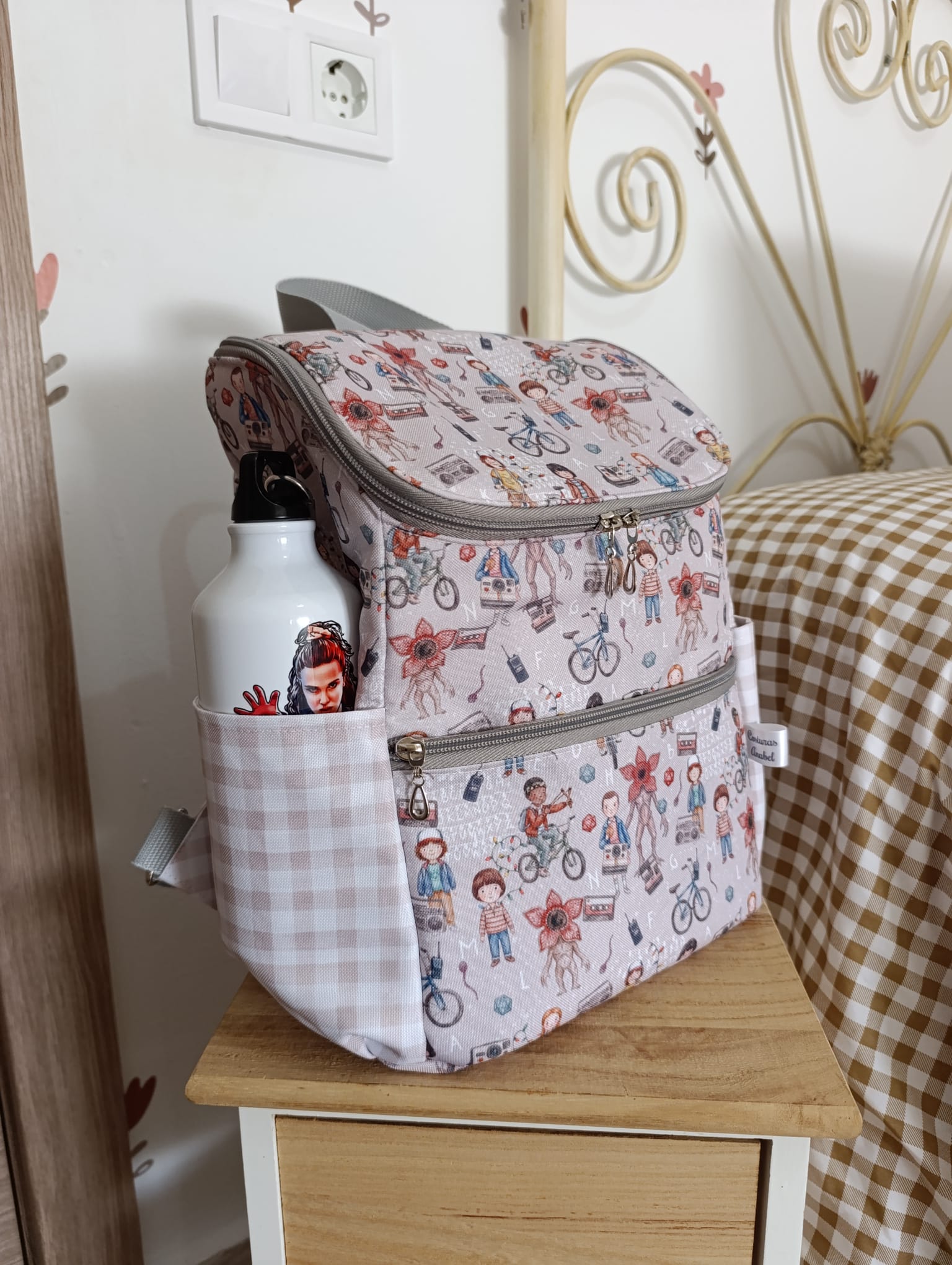 mochila stranger things 🎒 - Imagen 4